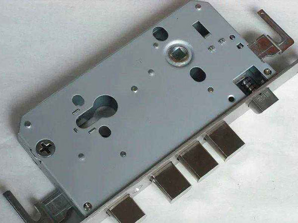 兴平24小时上门开锁公司